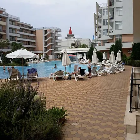 Apartament Grand Kamelia Апартамент